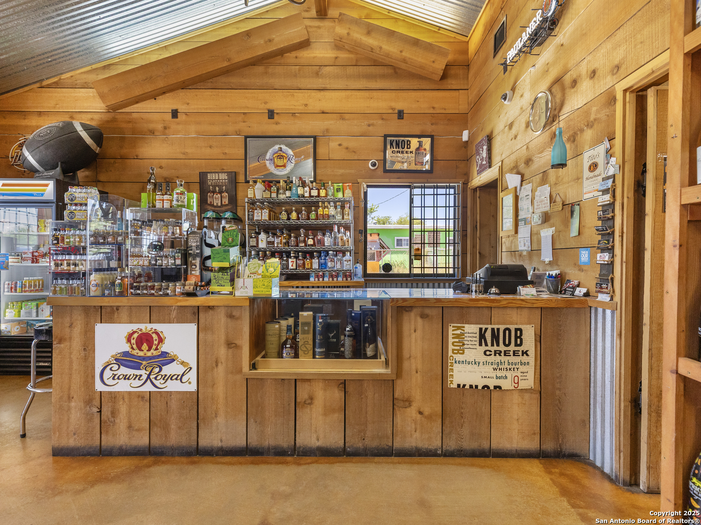 525 Highway 132 N Tx Devine TX 78016