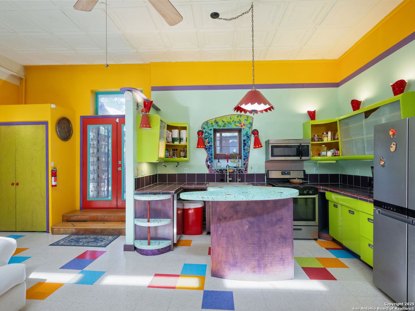 1651 W Woodlawn San Antonio TX 78201