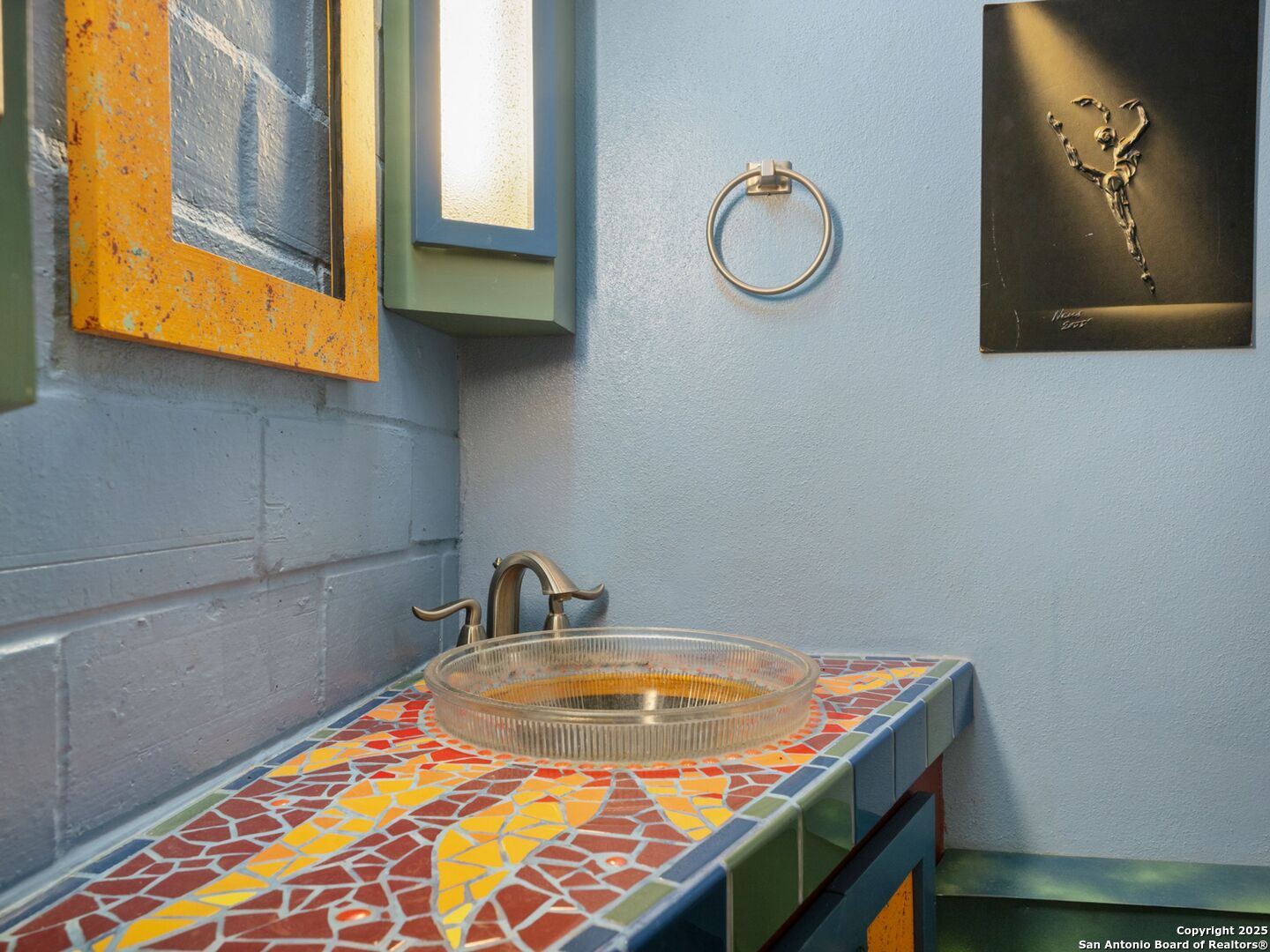 1651 W Woodlawn San Antonio TX 78201