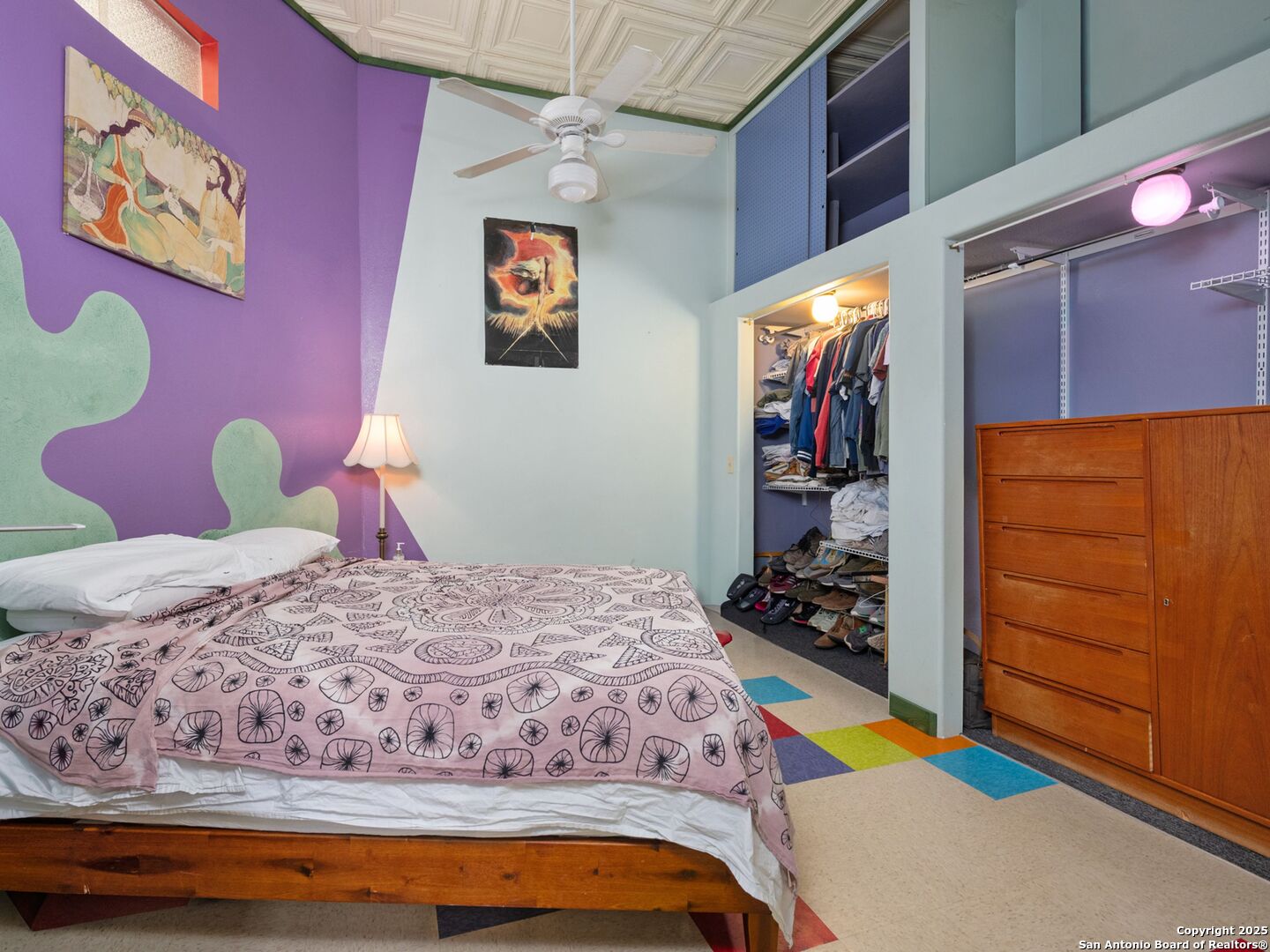 1651 W Woodlawn San Antonio TX 78201