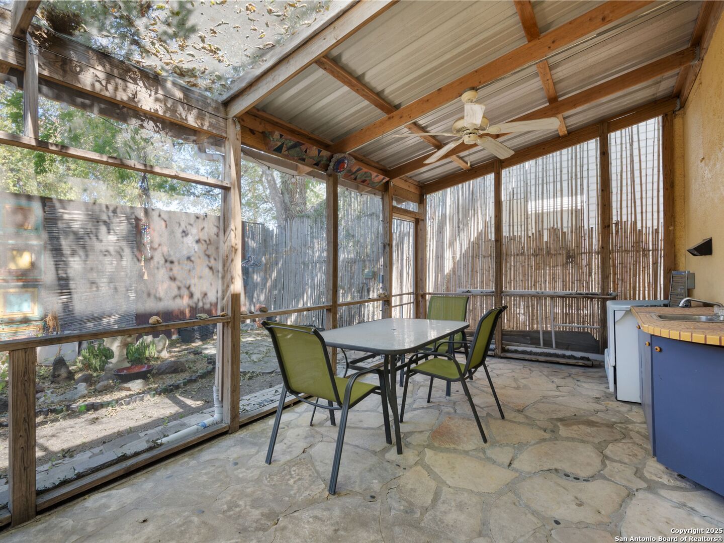 1651 W Woodlawn San Antonio TX 78201