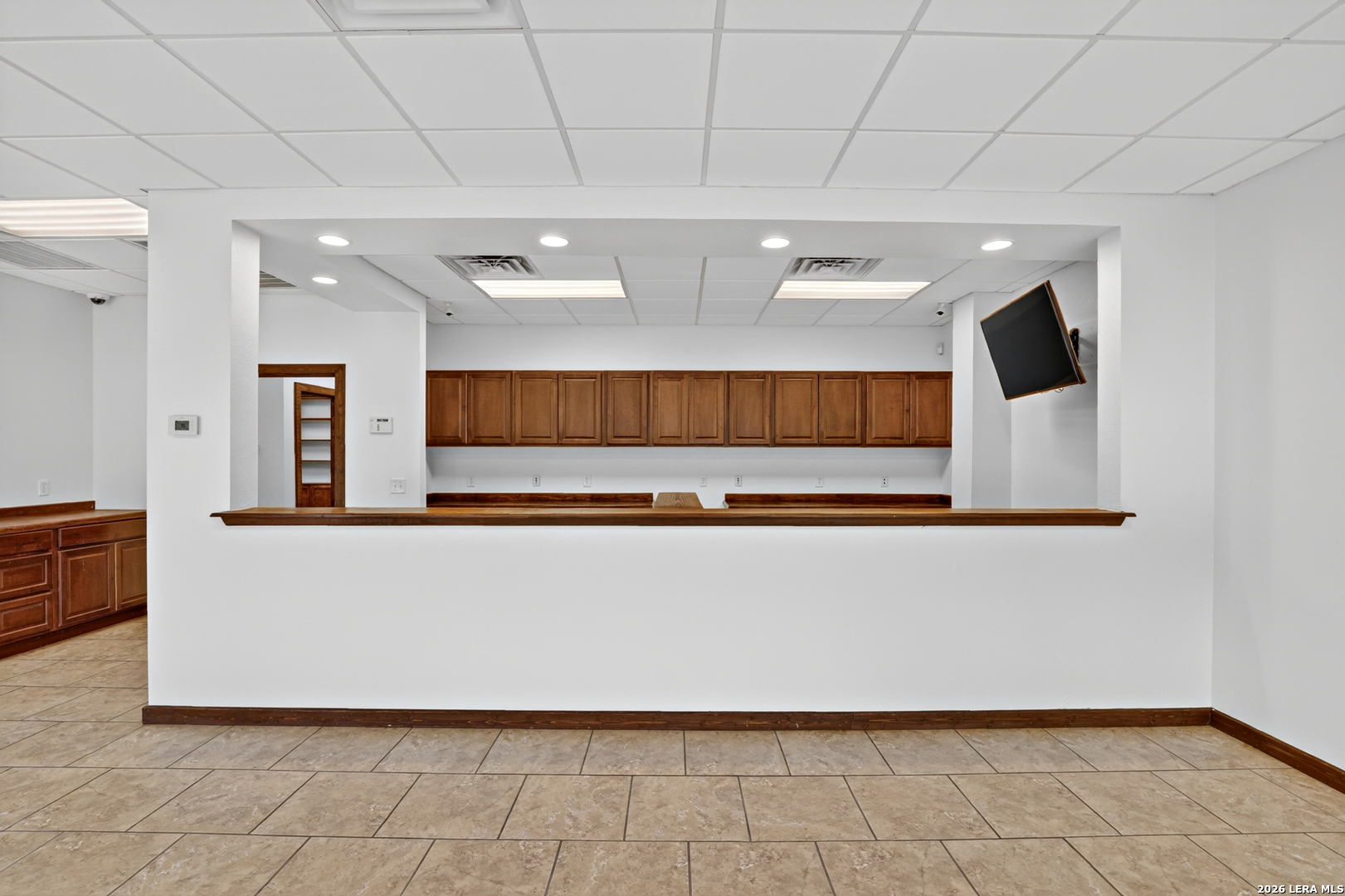1237 W Oaklawn Pleasanton TX 78064