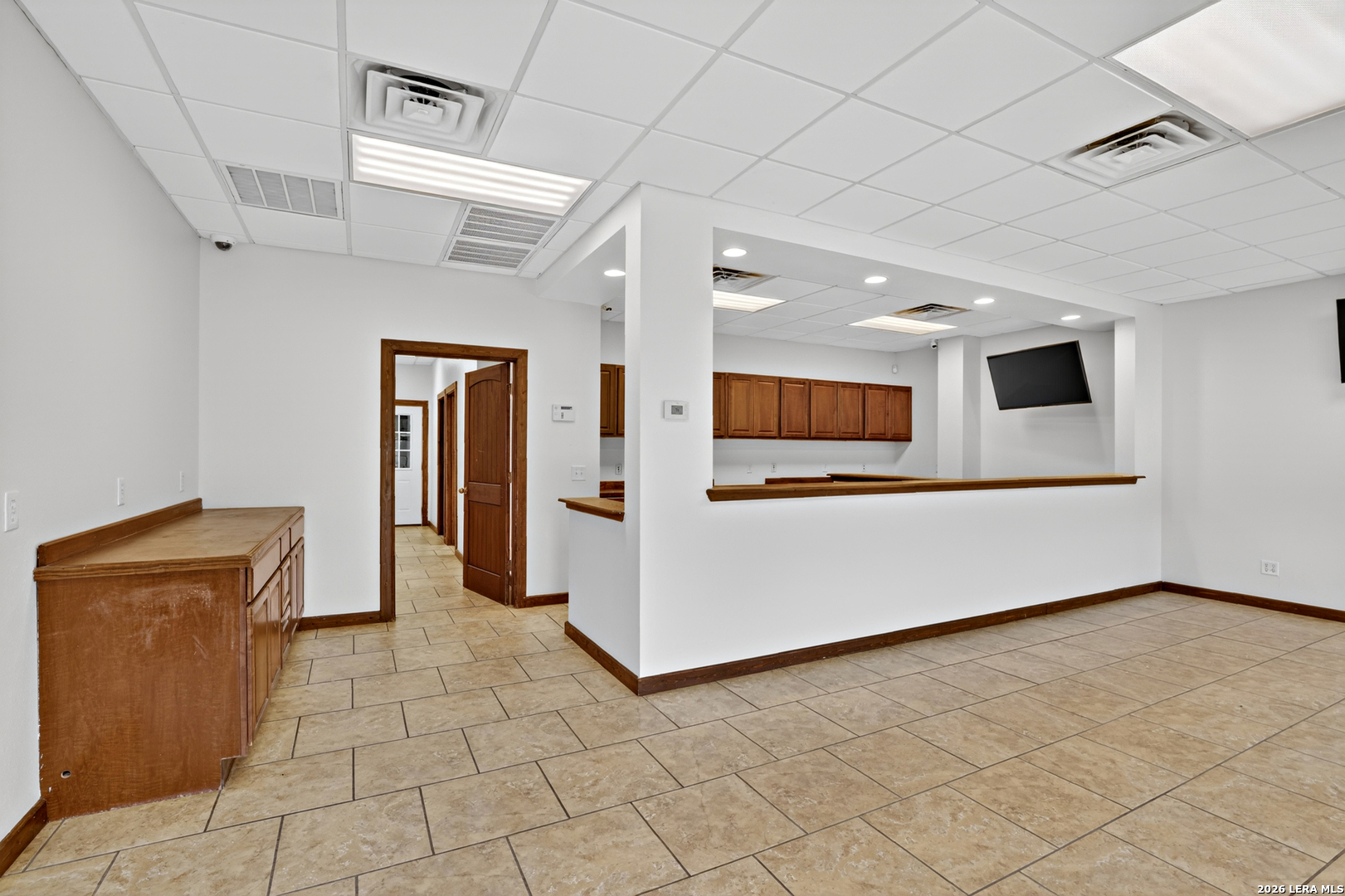 1237 W Oaklawn Pleasanton TX 78064