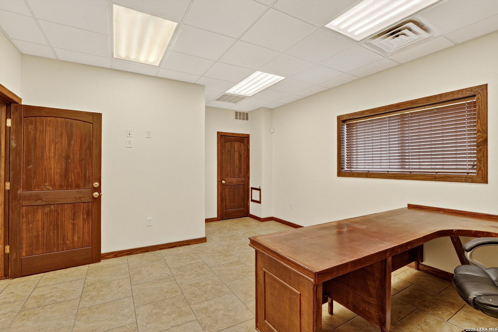 1237 W Oaklawn Pleasanton TX 78064