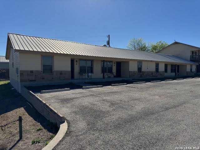 141 Jeff Street Three Rivers TX 78071