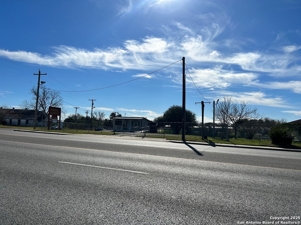 401 W Corpus Christi Street Beeville TX 78102