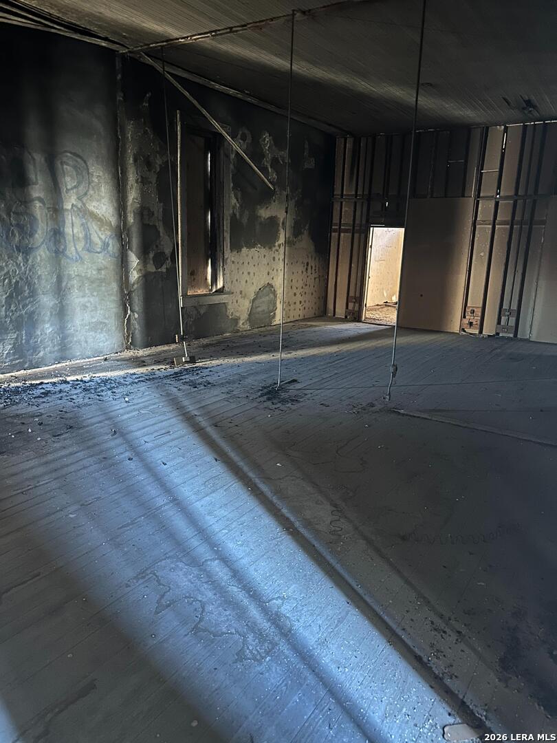 317 N Washington Beeville TX 78102