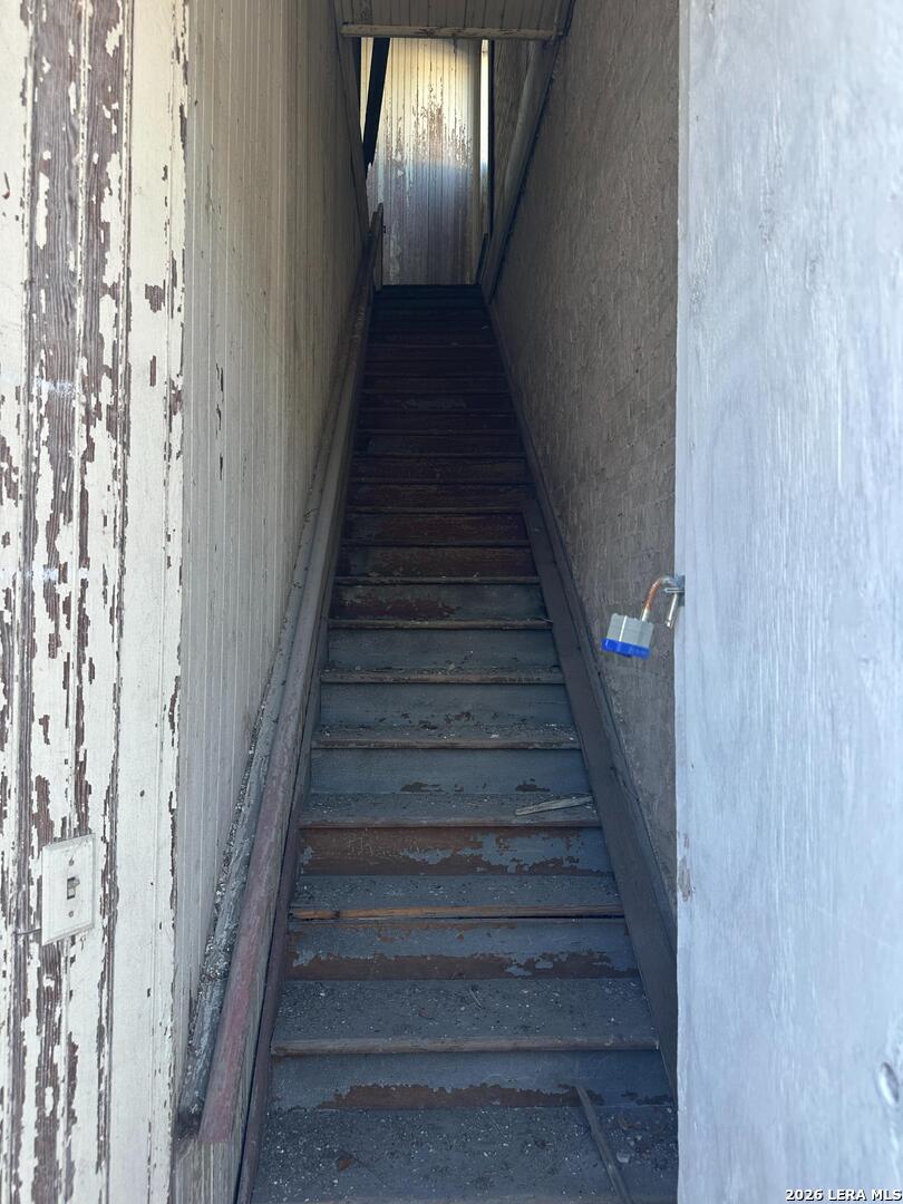 317 N Washington Beeville TX 78102