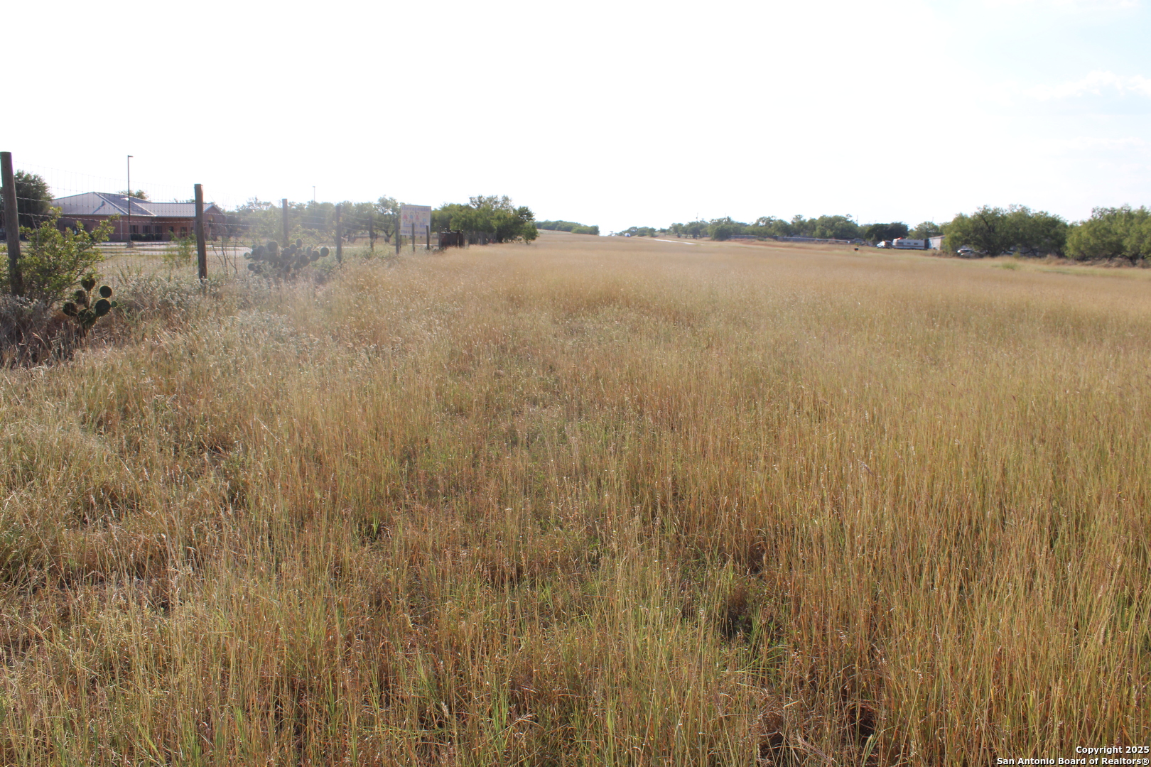 7704 S Loop 1604 Elmendorf TX 78112