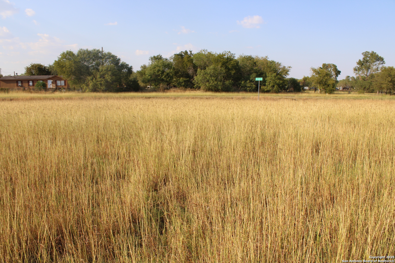 7704 S Loop 1604 Elmendorf TX 78112