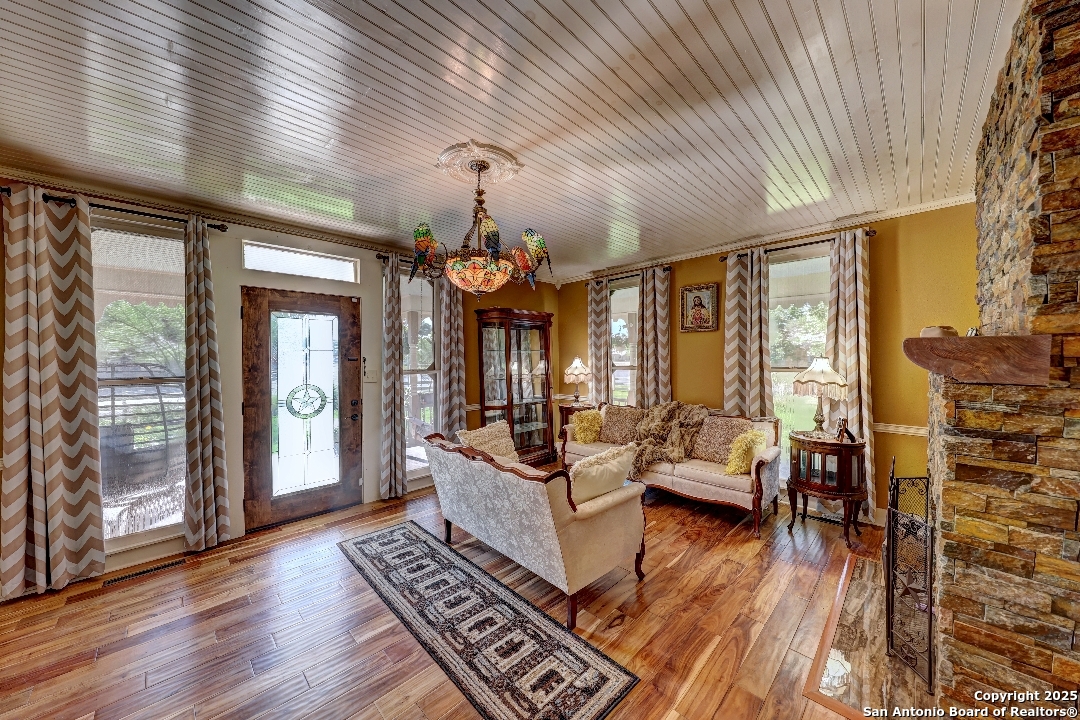 105 N 11th Street Junction TX 76849