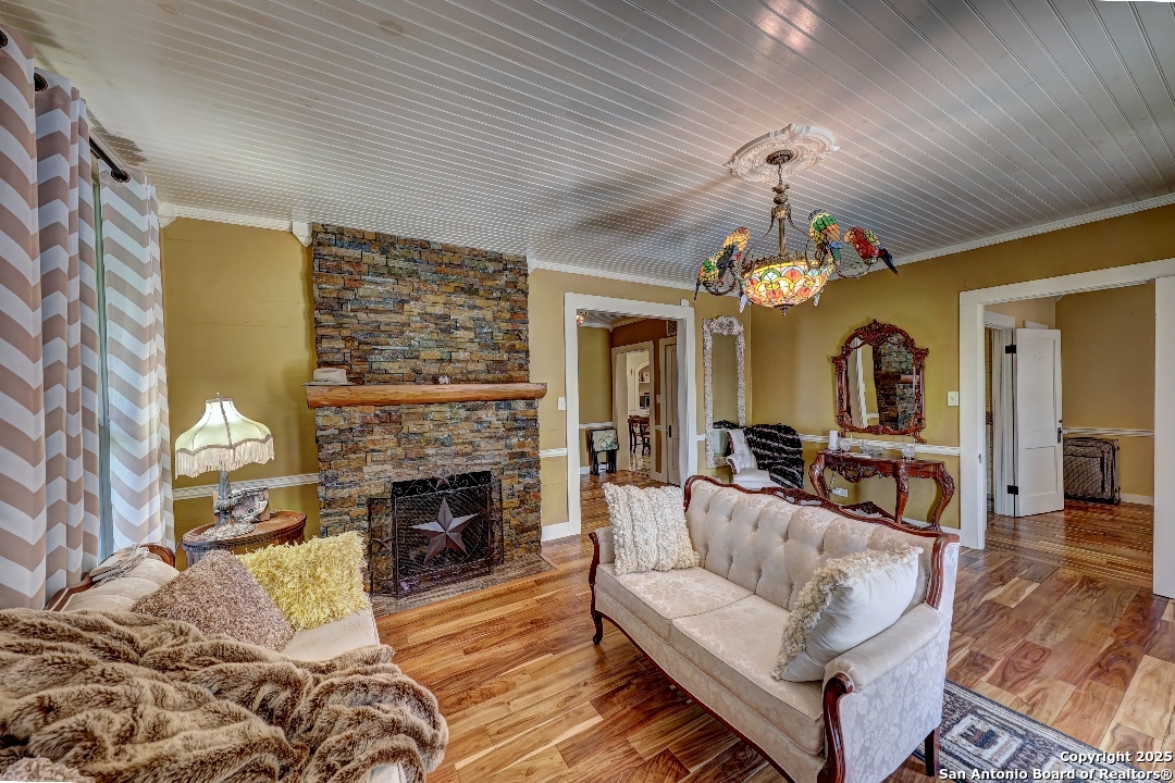 105 N 11th Street Junction TX 76849