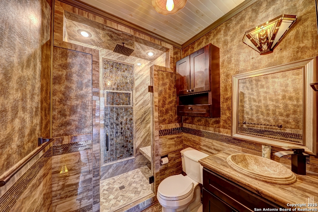 105 N 11th Street Junction TX 76849