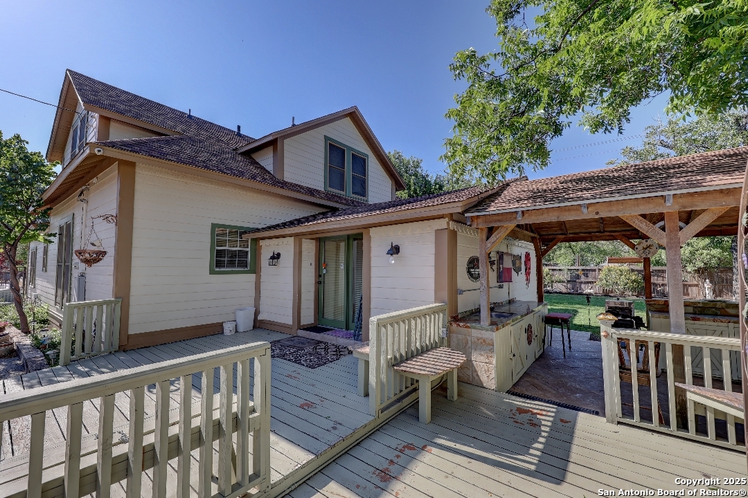 105 N 11th Street Junction TX 76849