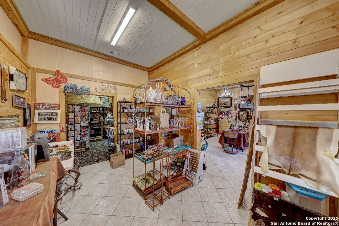 105 N 11th Street Junction TX 76849