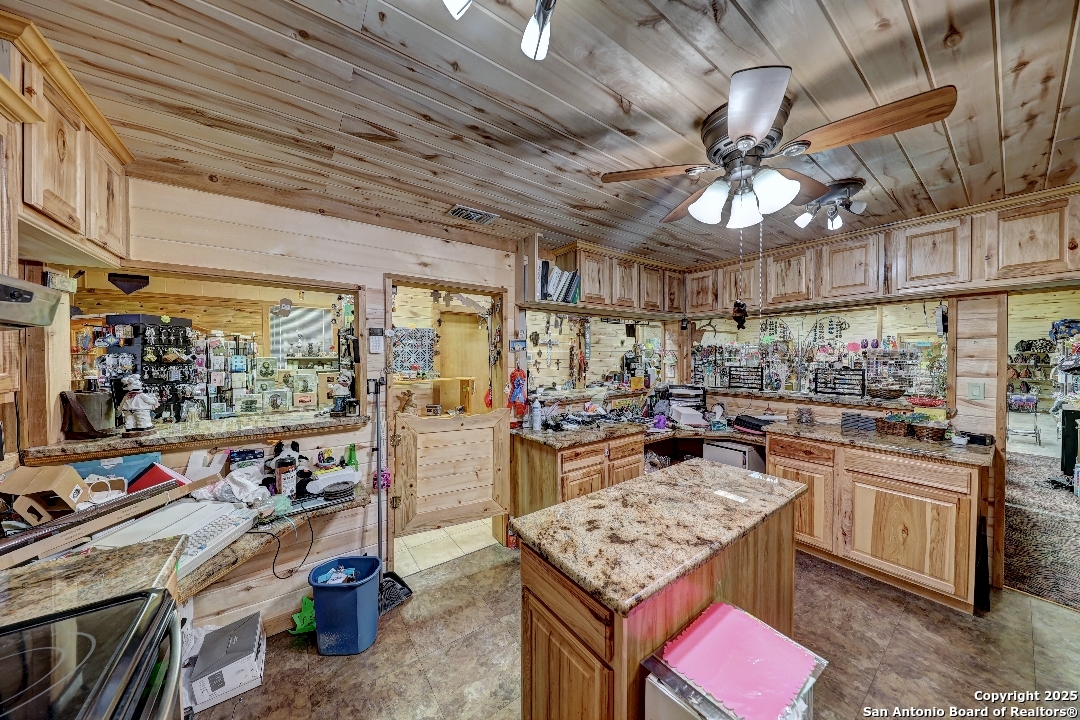 105 N 11th Street Junction TX 76849