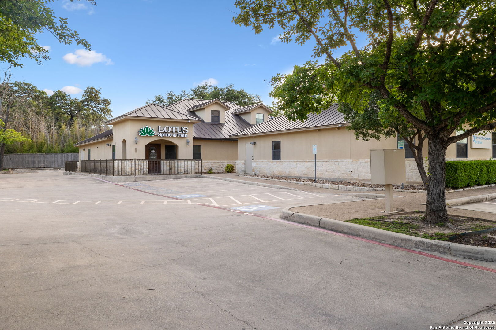 2128 Babcock San Antonio TX 78229