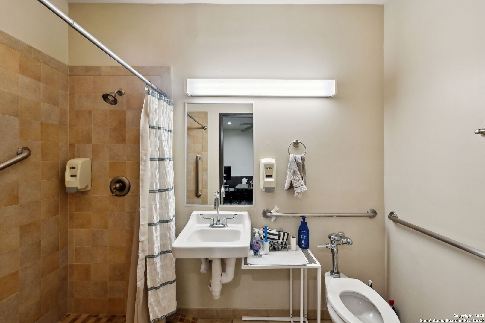 2128 Babcock San Antonio TX 78229