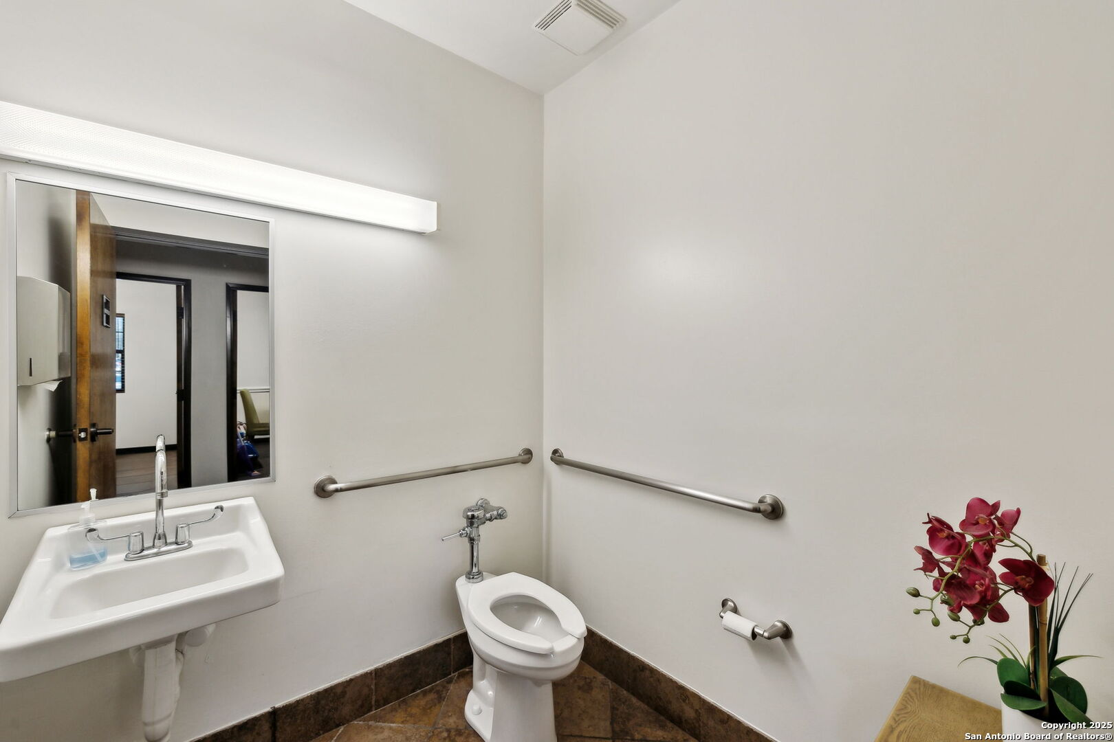 2128 Babcock San Antonio TX 78229