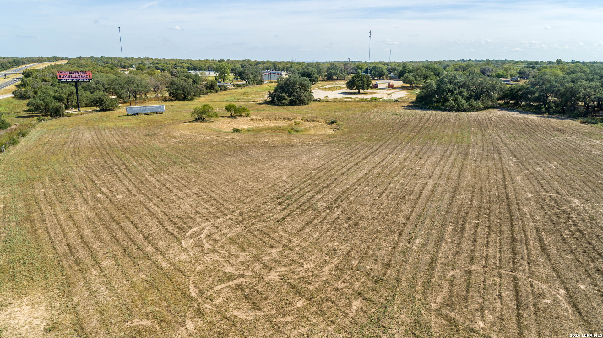 23383 Mathis Elmendorf TX 78112
