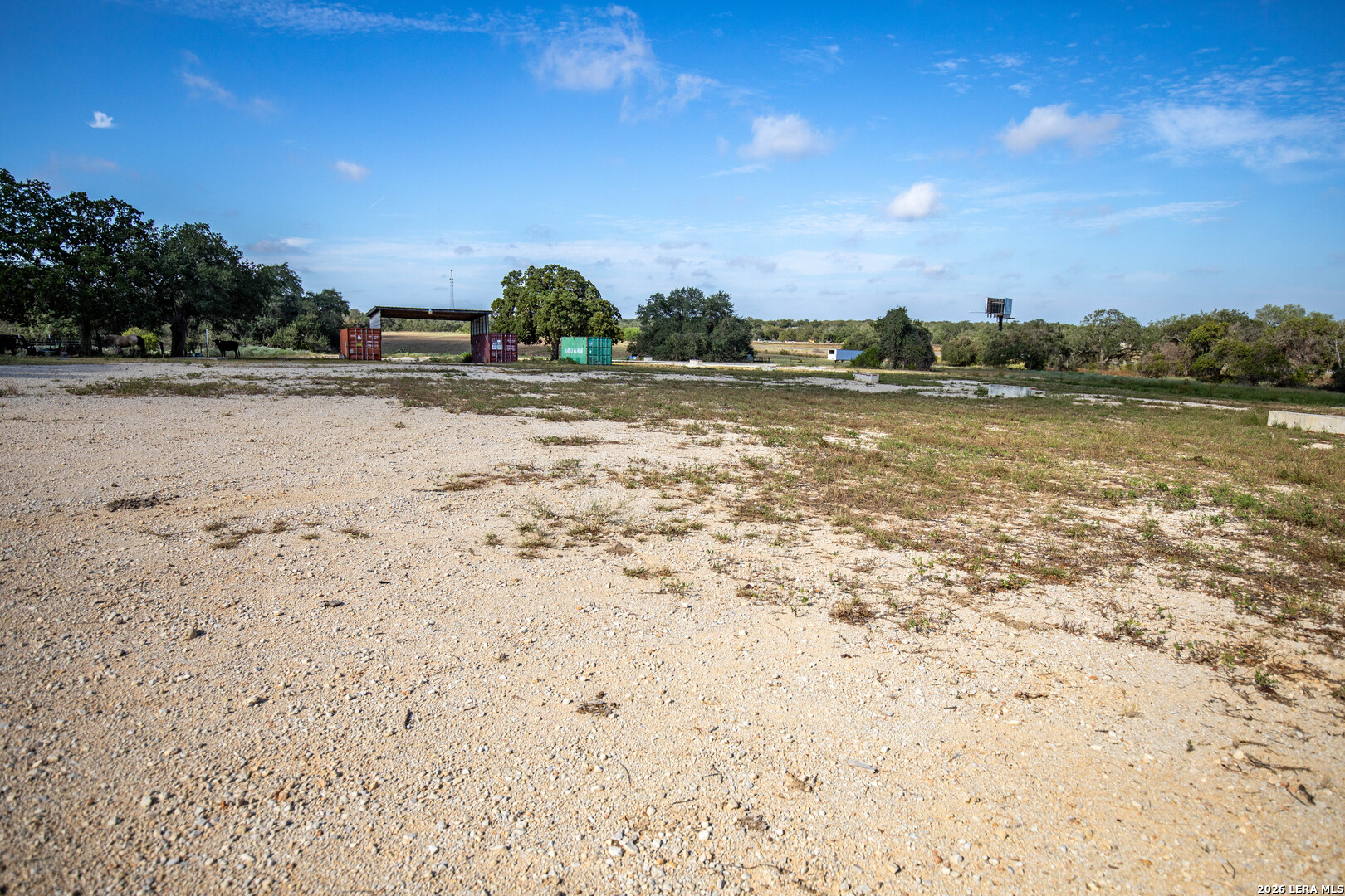 23383 Mathis Elmendorf TX 78112