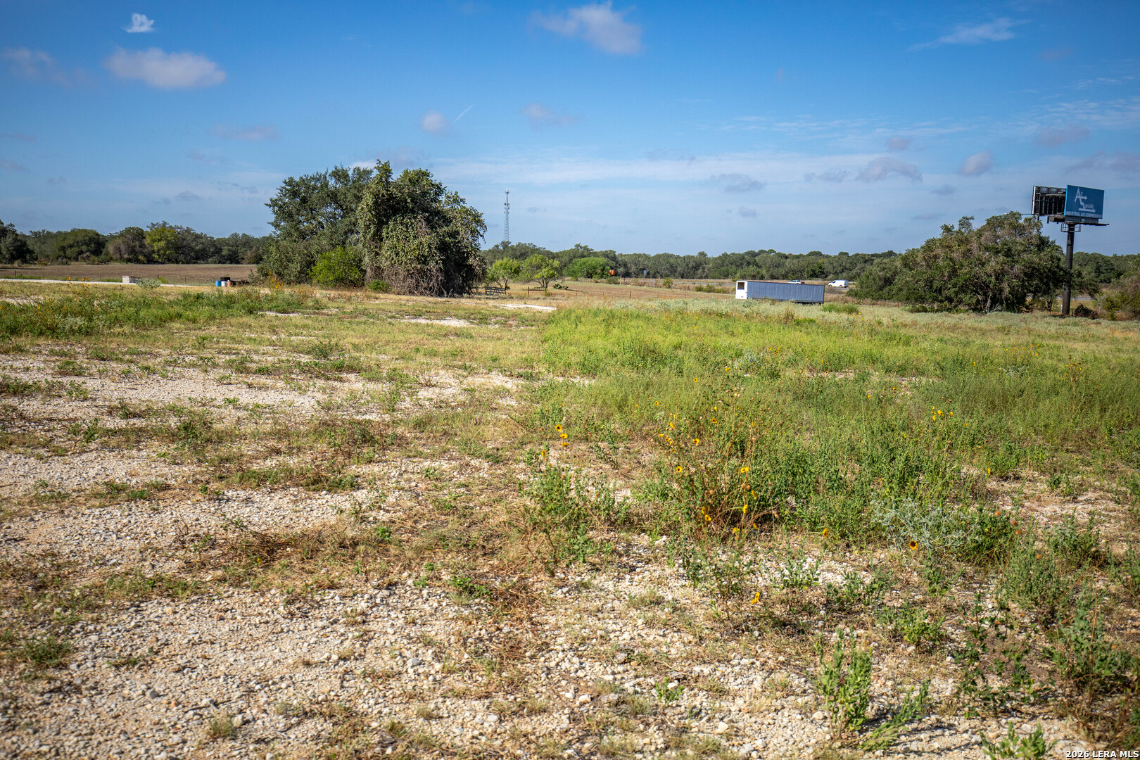 23383 Mathis Elmendorf TX 78112