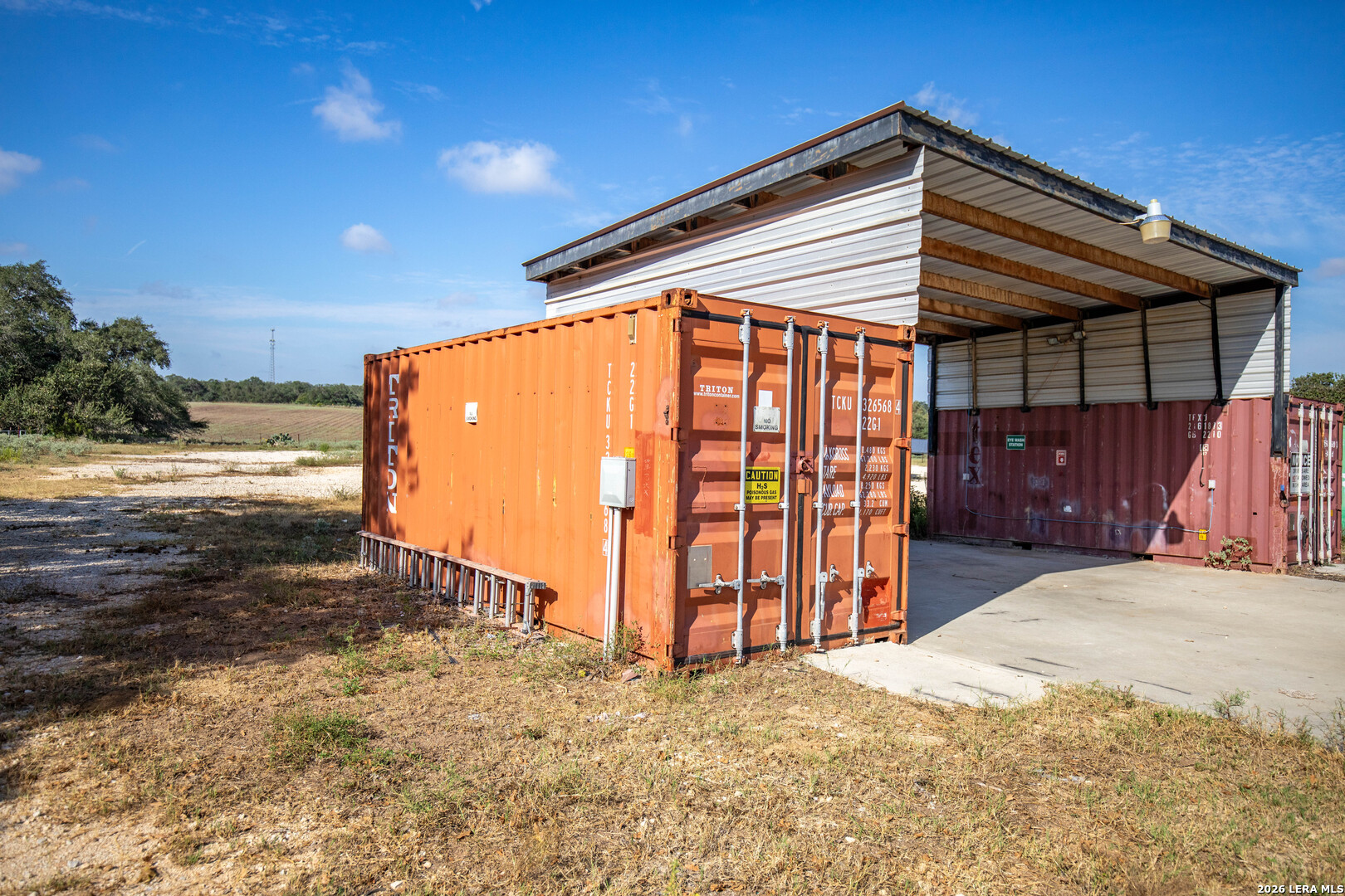 23383 Mathis Elmendorf TX 78112