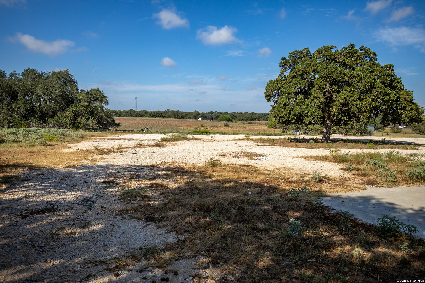 23383 Mathis Elmendorf TX 78112