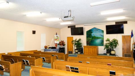 627 N High Uvalde TX 78801