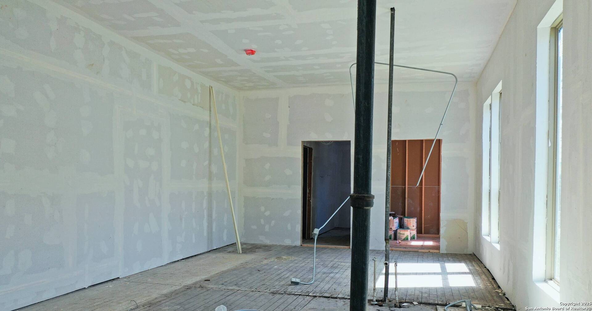 1234 S Saint Marys San Antonio TX 78210