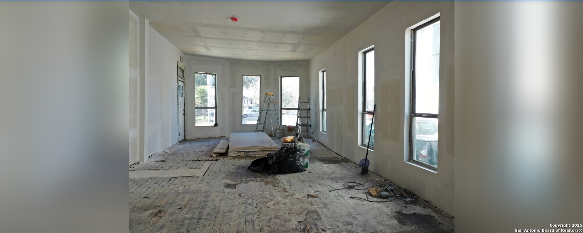 1234 S Saint Marys San Antonio TX 78210