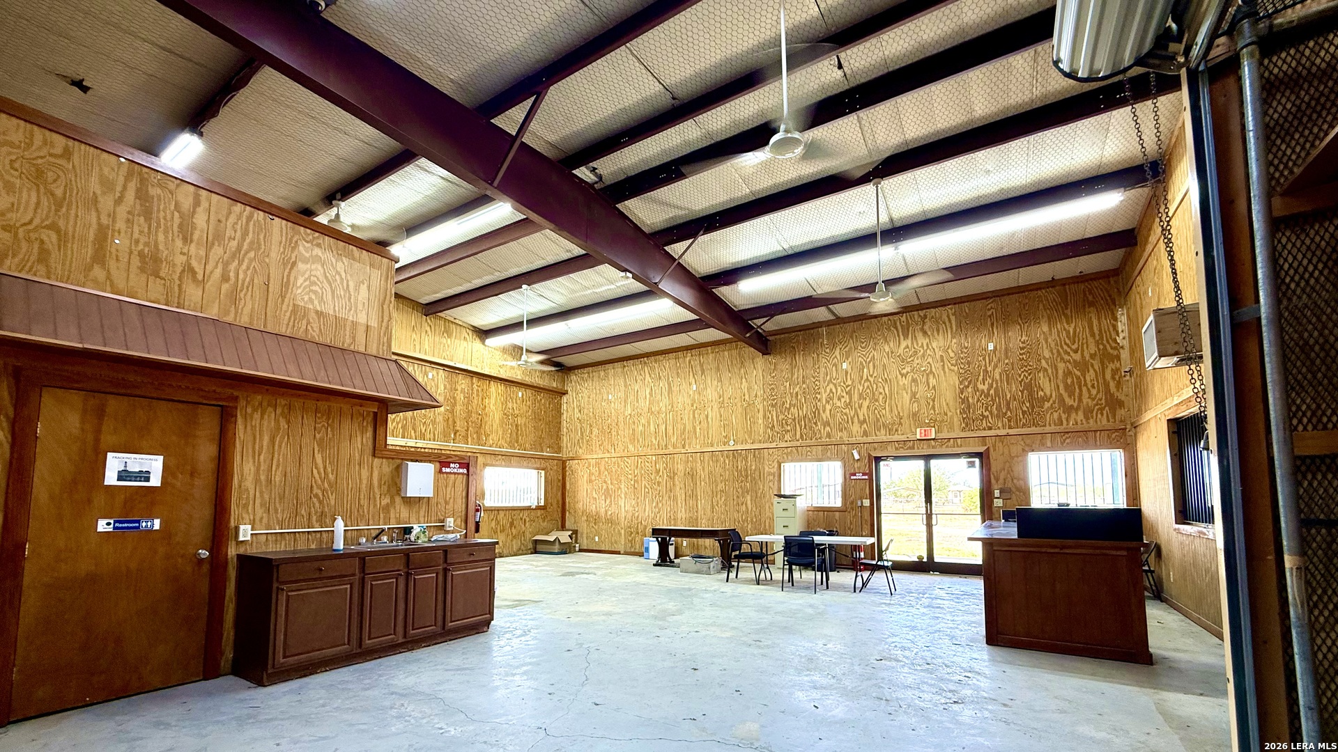 2677 S Us Highway 83 Carrizo Springs TX 78834