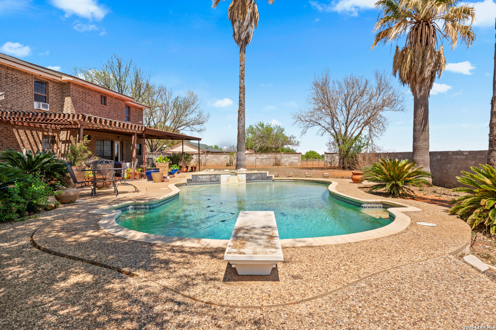 865 Interstate 35 #1 Pearsall TX 78061