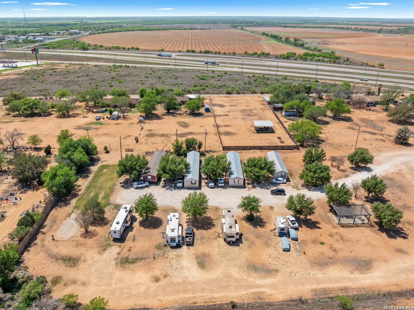 865 Interstate 35 #1 Pearsall TX 78061