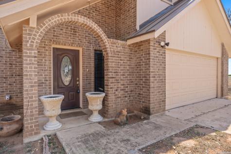 865 Interstate 35 #1 Pearsall TX 78061