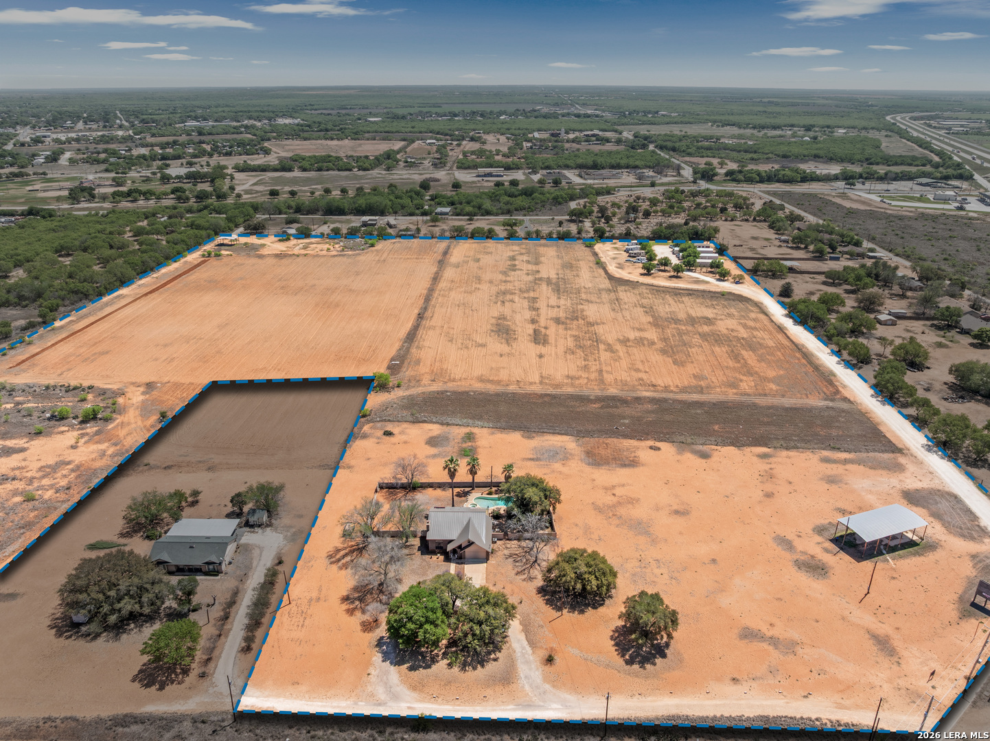 865 Interstate 35 #1 Pearsall TX 78061