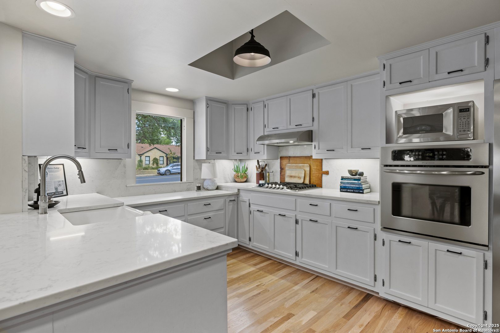 103 N. Cherry Fredericksburg TX 78624