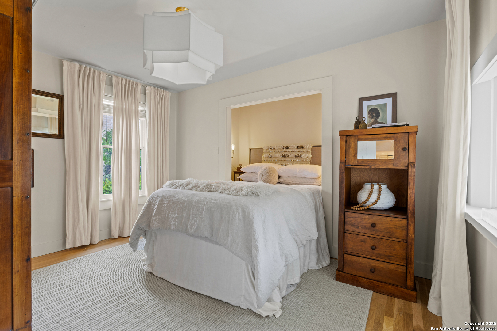 103 N. Cherry Fredericksburg TX 78624