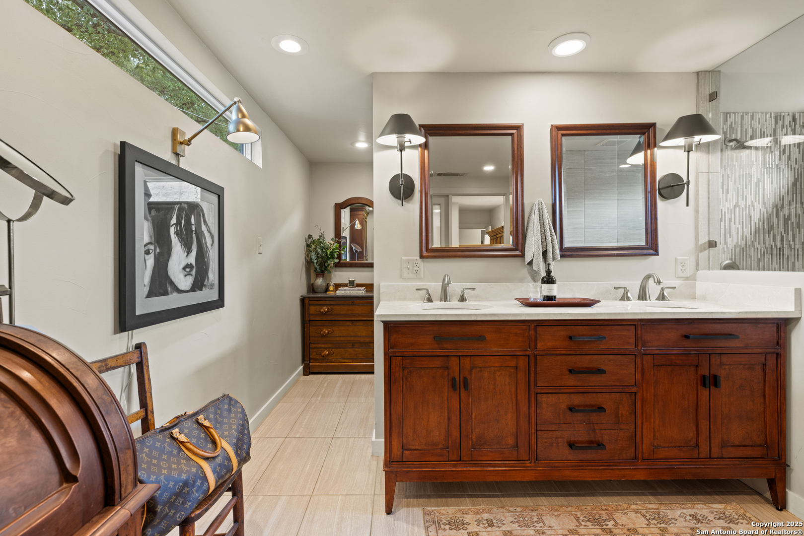 103 N. Cherry Fredericksburg TX 78624