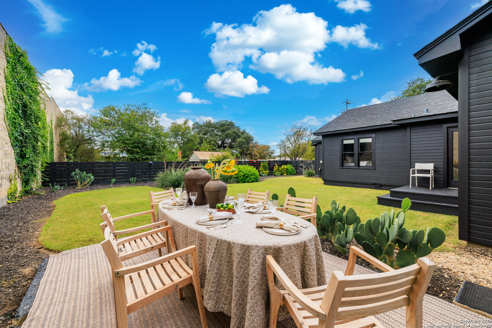 103 N. Cherry Fredericksburg TX 78624