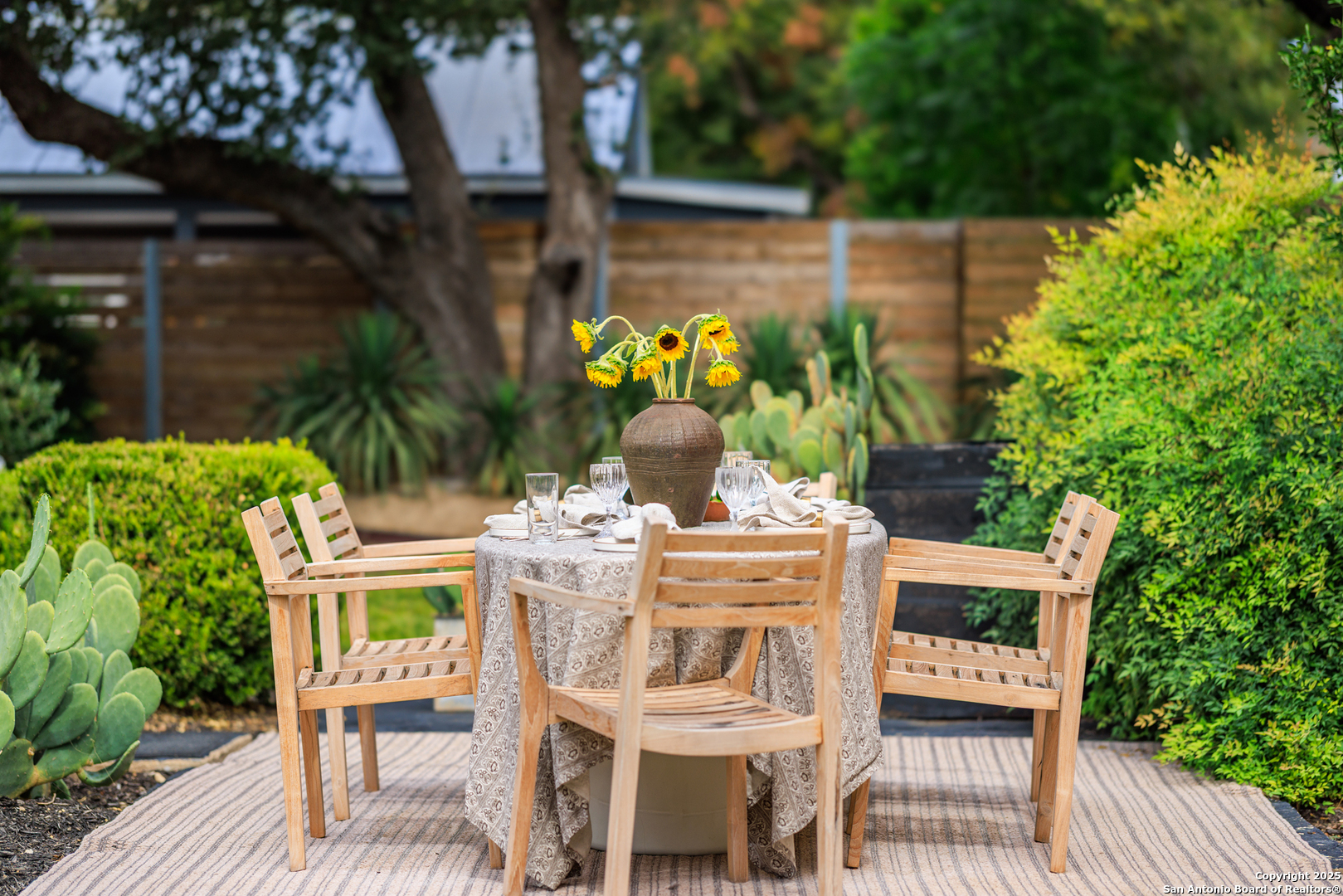 103 N. Cherry Fredericksburg TX 78624