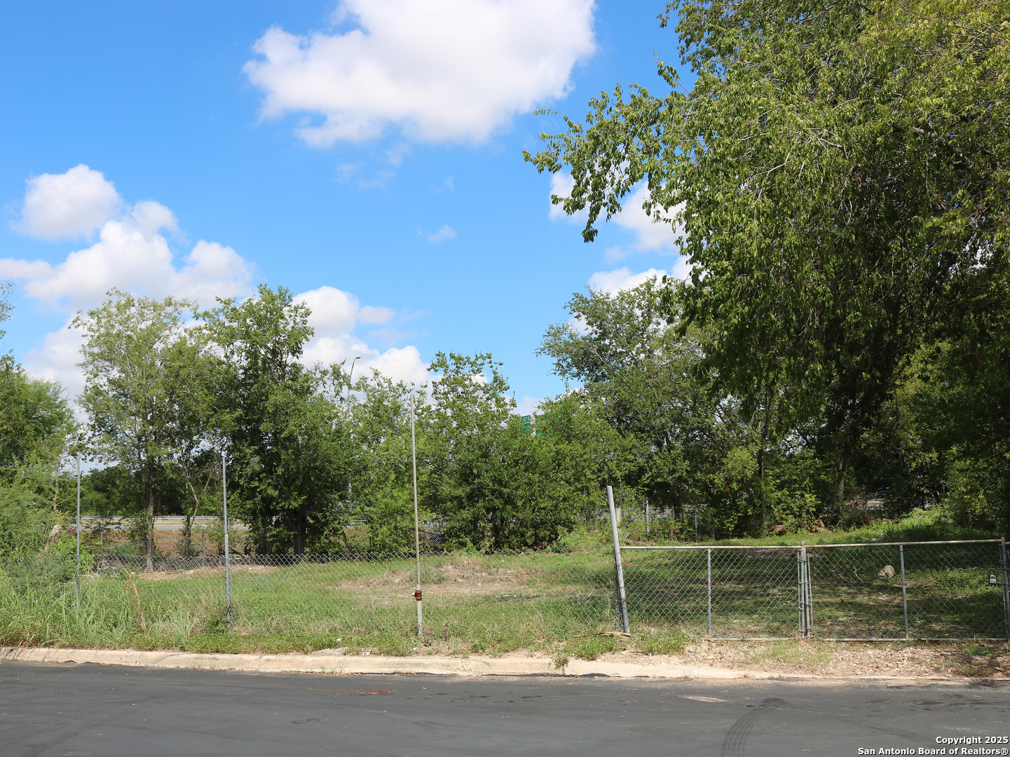 751 Yucca San Antonio TX 78220