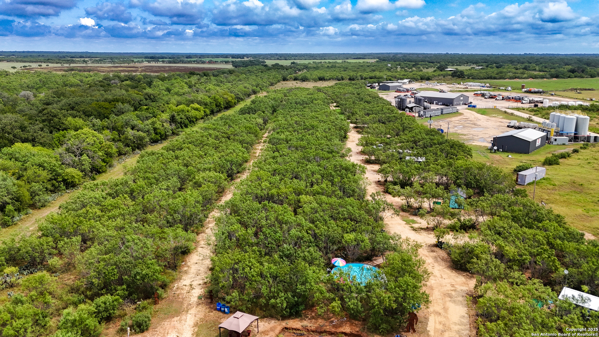 15725 Interstate 35 Moore TX 78057