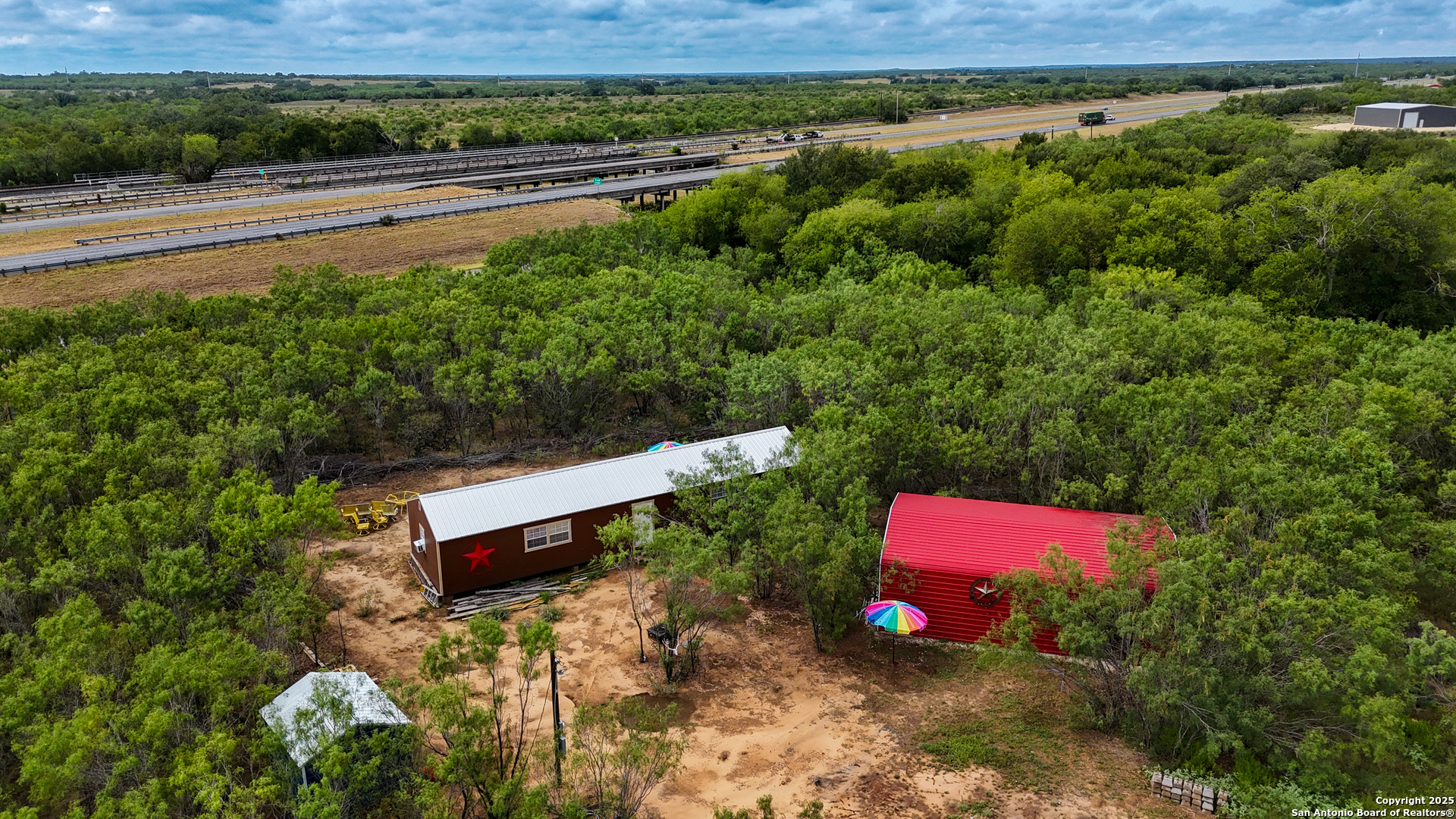 15725 Interstate 35 Moore TX 78057