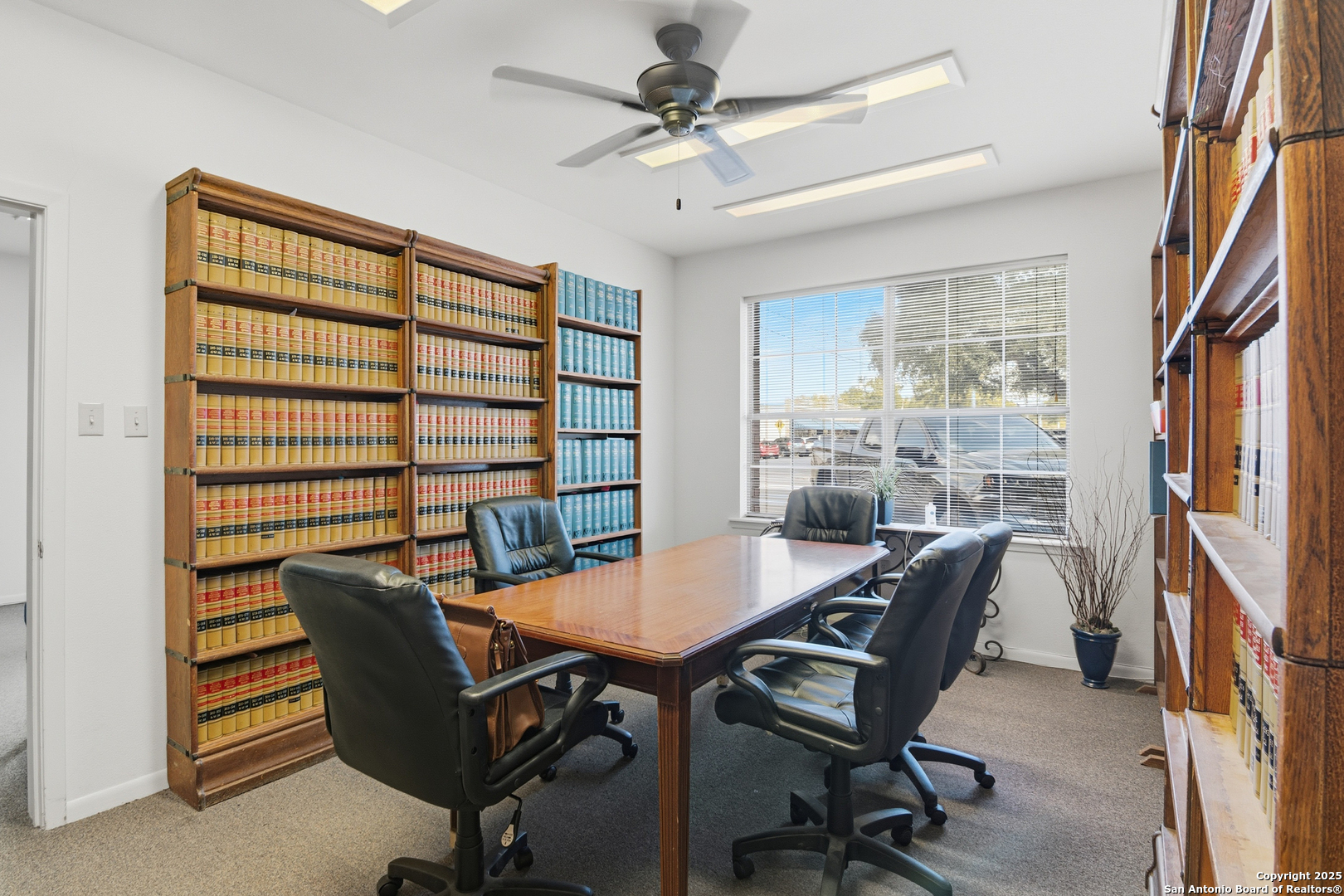 113 W Gonzales Seguin TX 78155