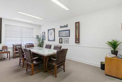 113 W Gonzales Seguin TX 78155
