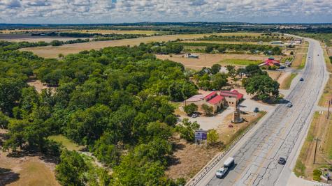 10207 E Us Highway 290 Fredericksburg TX 78624