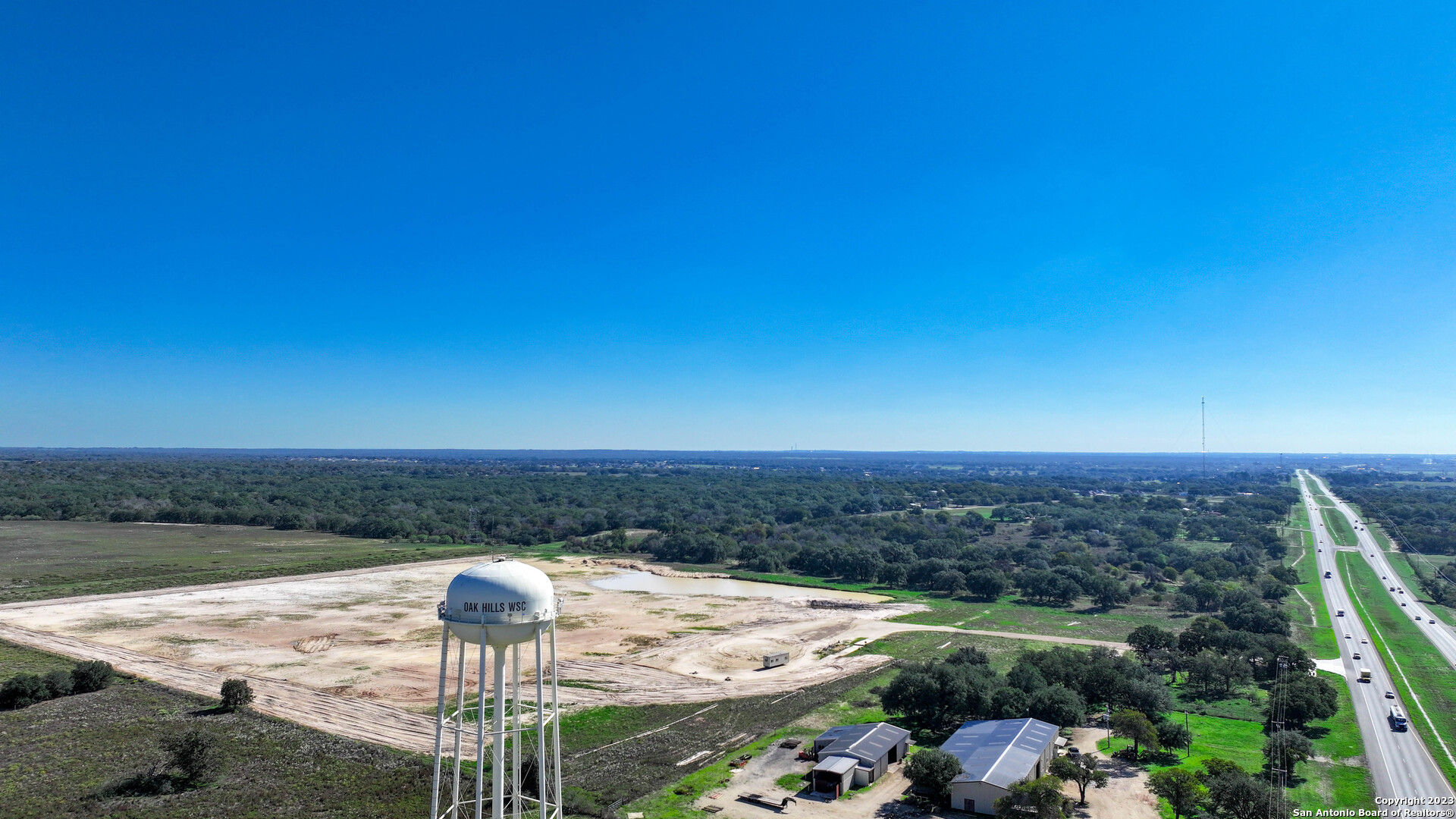 6506 Us Highway 181 N Floresville TX 78114