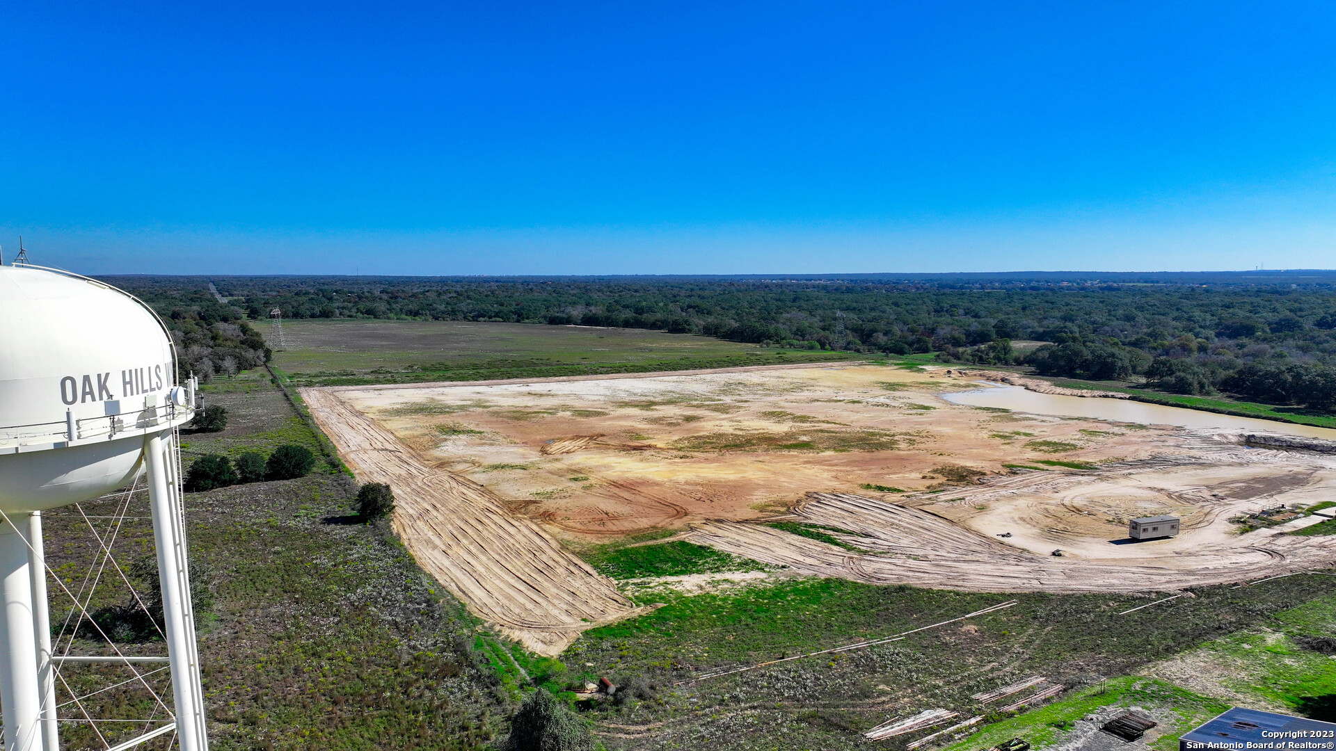 6506 Us Highway 181 N Floresville TX 78114