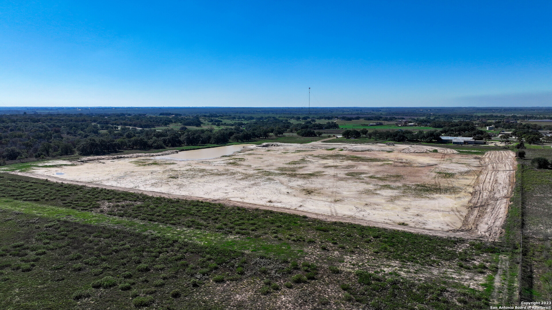 6506 Us Highway 181 N Floresville TX 78114